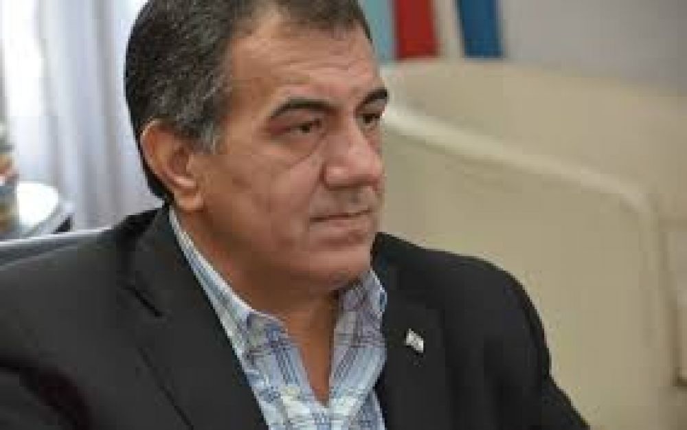 Jos� C�ceres espera que Urribarri elija la f�rmula del oficialismo 