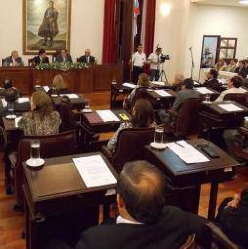 En bloque, el oficialismo respald� el balance de gesti�n de LBH