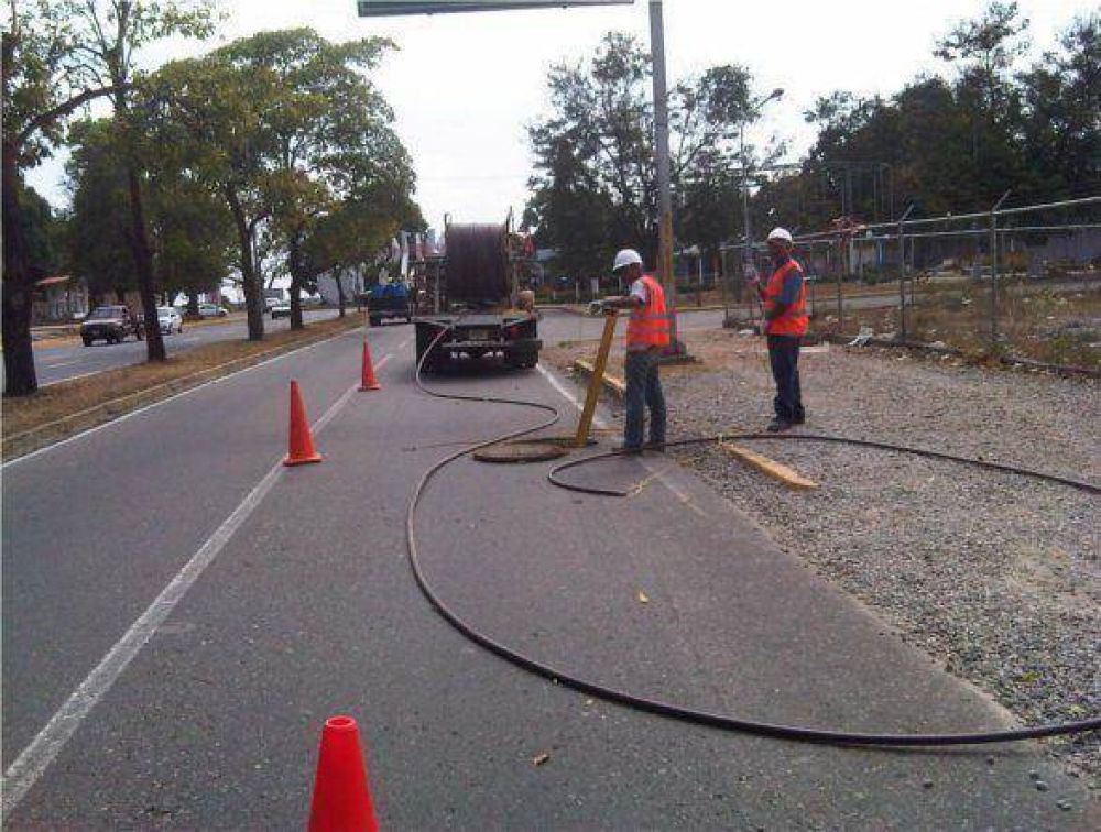 Cortes en la fibra �ptica dejan incomunicado el norte del pa�s