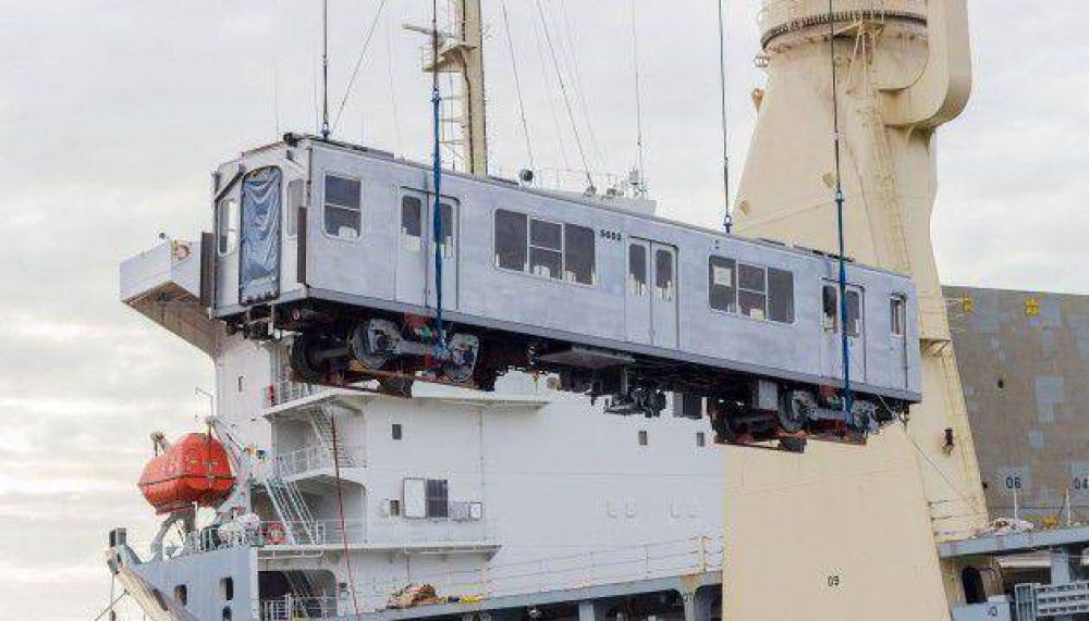 Llegaron 12 nuevos vagones con aire acondicionado para la l�nea C