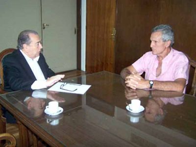 Comunidad Organizada �m�s cerca� de Compromiso Peronista