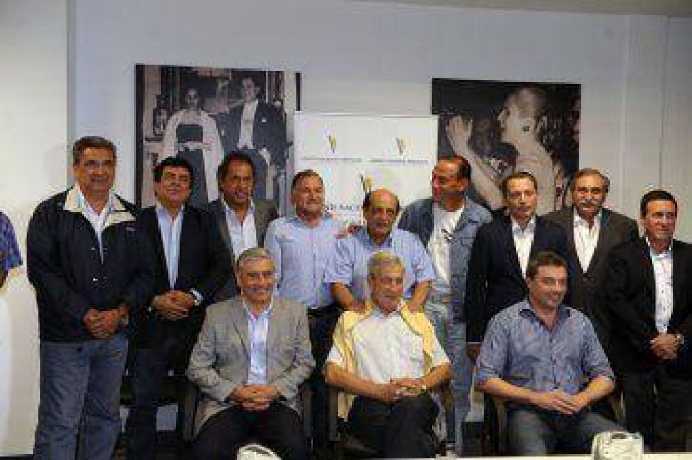 Intendentes K de la Tercera sumaron a Scioli