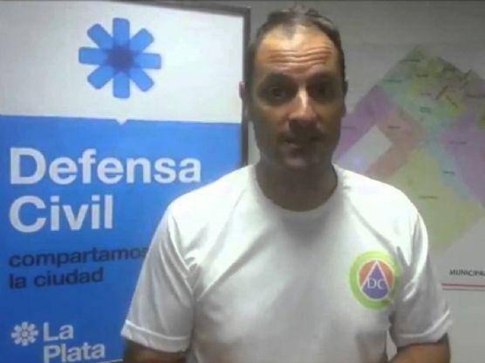 Fernando Carlos: �Anoche a las 21.00, el Servicio Meteorol�gico emiti� el alerta�
