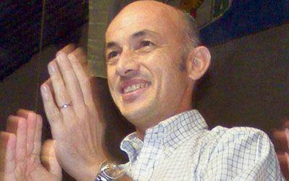 Cotillo confirm� ayer que renuncia como diputado y contin�a como intendente