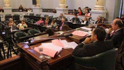 Senado tratar� condiciones edilicias de escuelas y una contrataci�n directa
