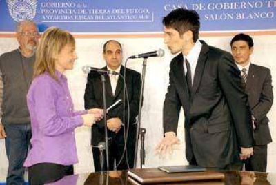 Tomaron juramento a cinco funcionarios del gabinete
