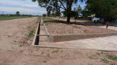 Concluyeron desag�es pluviales en Campo Largo