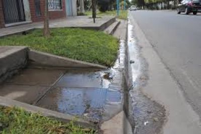 Hoy se aprobar� el cr�dito para el cambio de la red de agua 