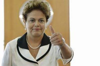 El petrol�o ya pone en riesgo el ajuste de Dilma y su alianza de gobierno