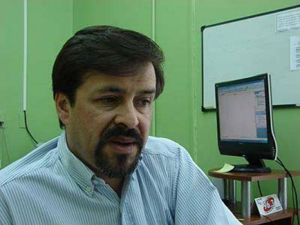 Pagella plante� a R�os "la necesidad de respetar las autonom�as municipales"