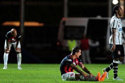 San Lorenzo fall� en la definici�n y perdi� ante Corinthians en el Nuevo Gas�metro