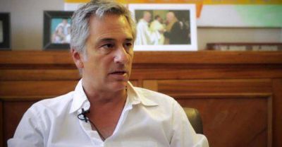 Eseverri le pidi� al Ministro Granados que resuelva el conflicto del traslado de los polic�as