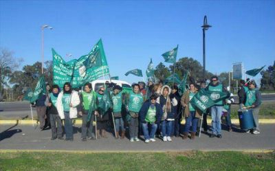 ATE busca un sueldo b�sico de 6 mil pesos para los trabajadores municipales