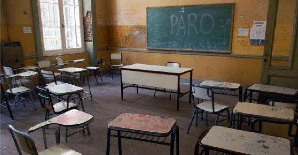 CTA LANUS: �LAS CLASES NO EMPEZARON , LOS DOCENTES EST�N EN LUCHA Y LAS MEDIDAS CONTINUARAN �