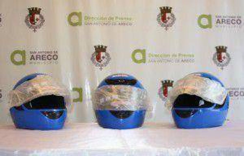 El municipio entregar� 102 cascos gratuitos para motociclistas