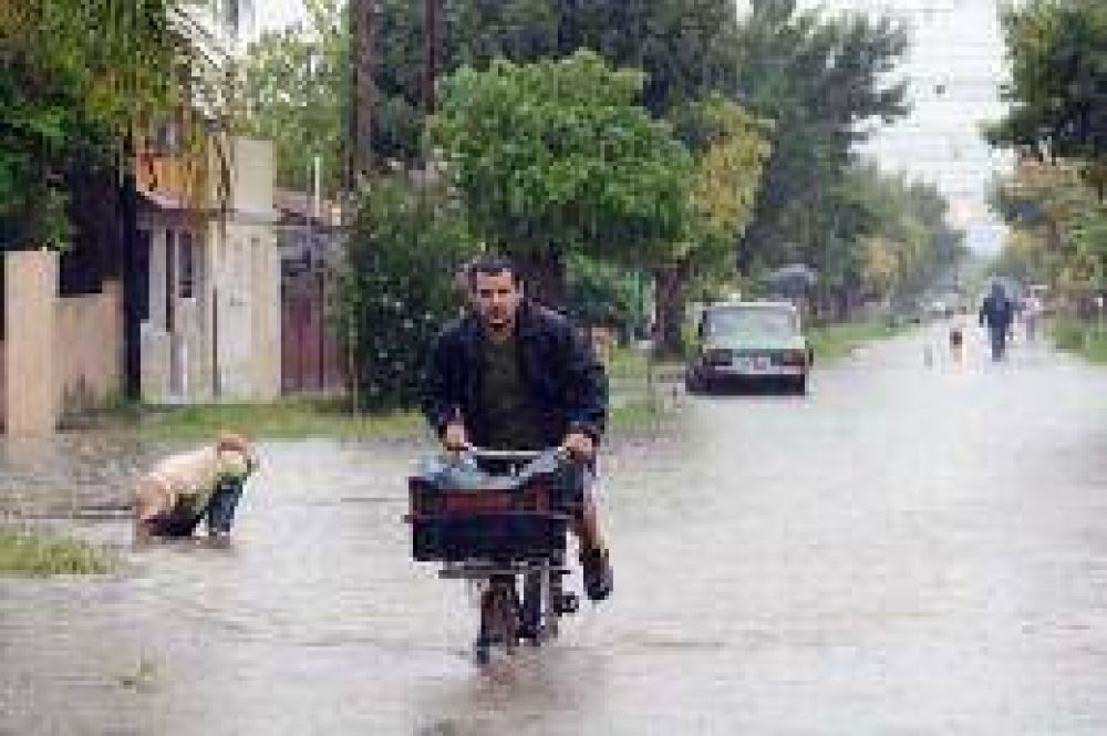 Los evacuados superan los 6.000 en tres provincias y mejora el tiempo en Crdoba y Santa Fe