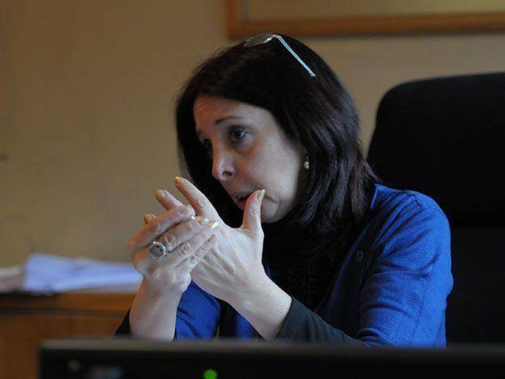 Docentes privados se declararon en estado de alerta y movilizaci�n