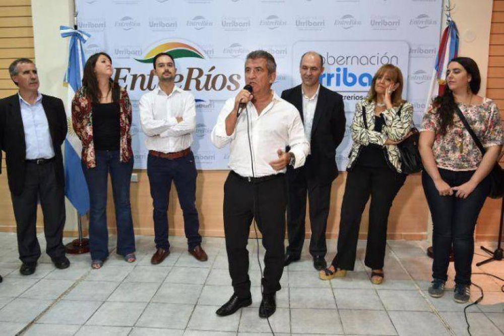 Urribarri inaugur� la Casa de Entre R�os en Mendoza