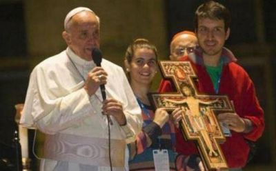 La Cruz de los J�venes bendecida por el Papa Francisco llega a Catamarca