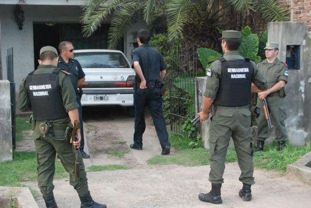 La Polic�a Federal allan� una vivienda y secuestr� diez kilos de marihuana