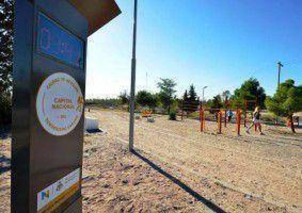 Un kil�metro m�s de luces en el Parque Norte