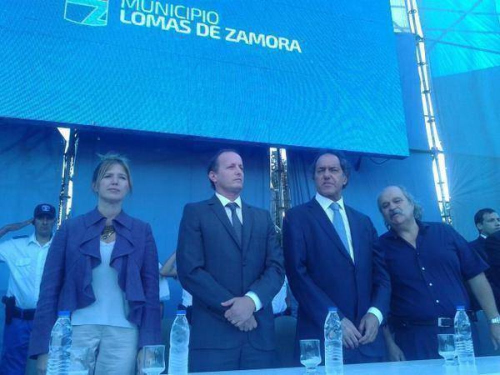 La imagen esperada: Scioli en Lomas
