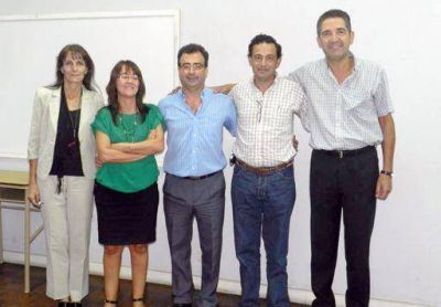 Defensa de Tesis de la Maestr�a en Gesti�n de la Educaci�n Superior