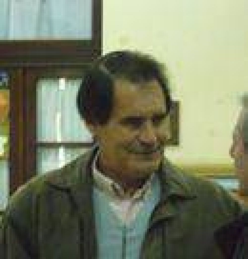Reapareci� Lamelo y habl� de los acuerdos de la UCR: �la Democracia no est� funcionando bien�