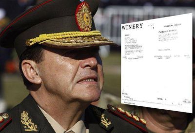 Exclusivo: Milani gast� $16.000 en una cena y compr� un whisky a nombre del Ej�rcito