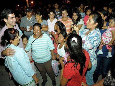Urtubey homenaje� a las mujeres en Guachipas.
