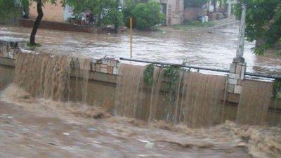 Ayuda a jubilados y el pago extra de asignaciones por inundaciones en C�rdoba y Tucum�n