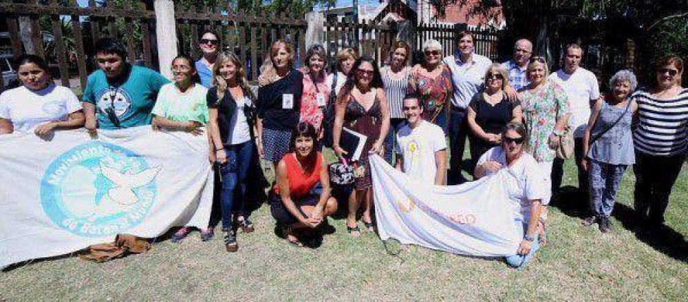 EMOTIVO CIERRE DEL CICLO TEATRO SOLIDARIO