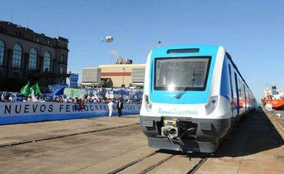 El municipio de Presidente Per�n celebr� la renovaci�n integral del FF CC Roca