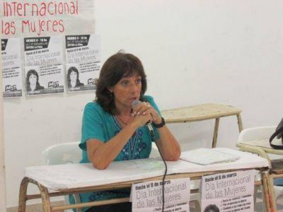 Vilma Ripoll brind� una charla en Suteba sobre los femicidios y las problem�ticas de la mujer