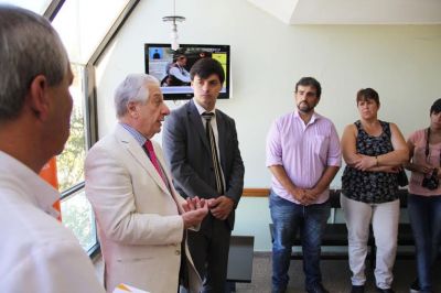 La Provincia colabor� con la Cl�nica Chascom�s en la preservaci�n de 53 puestos de trabajo