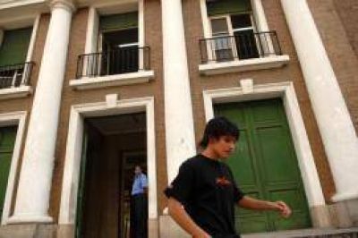 Suspenden juicio a hijo de ministro de Alperovich que mat� con su auto