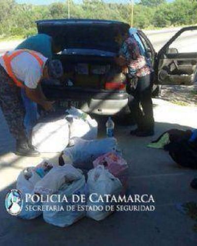 Secuestran ropa y electrodom�sticos en puesto caminero