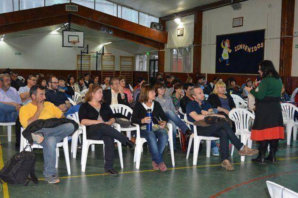 Se realizaron jornadas junto a SEDRONAR sobre Consumos Problem�ticos