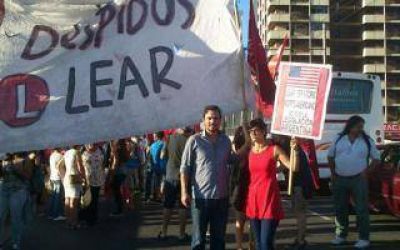 Trabajadores de Lear cortan Panamericana para reclamar por los despidos