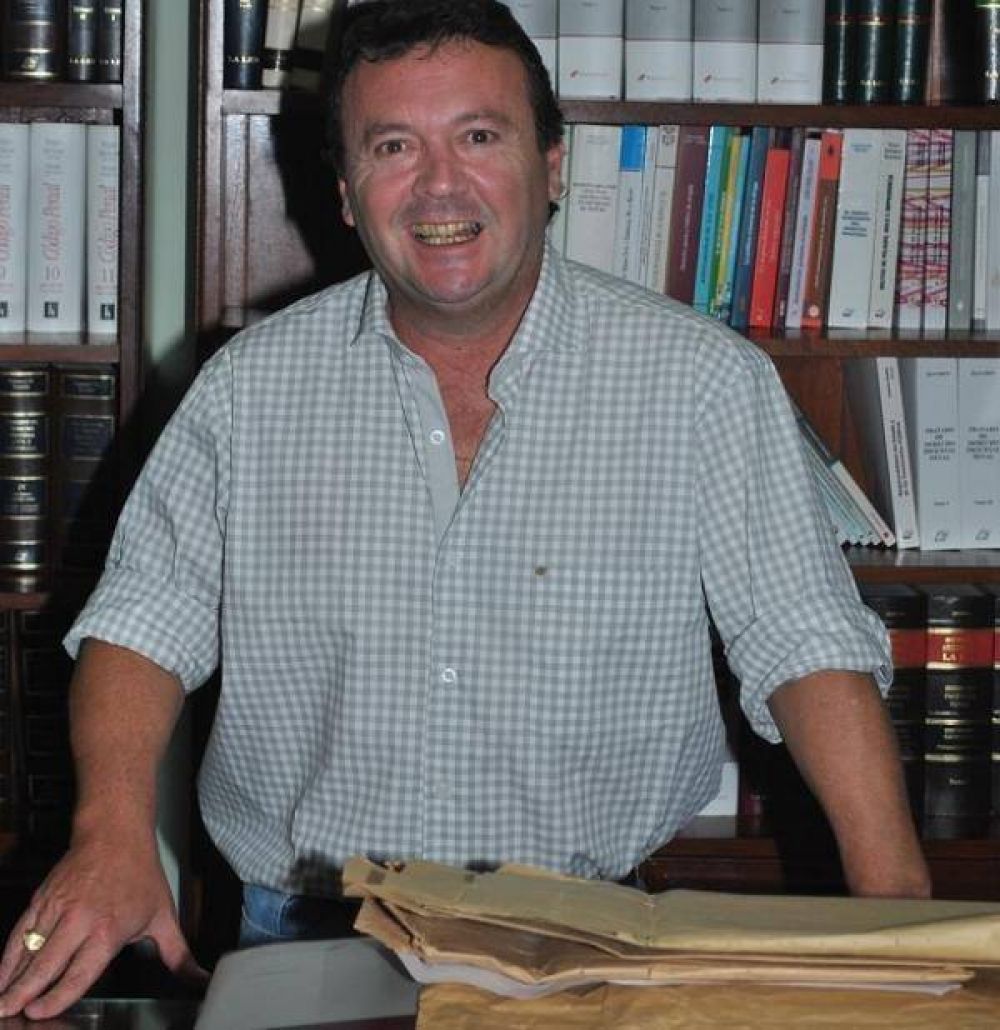 El Dr Carlos Lee anunci� su intenci�n de postularse como candidato a Diputado Nacional por la UCR - Frente Amplio Formose�o