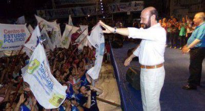Insfr�n pidi� a las mujeres que sean las guardianas del modelo formose�o