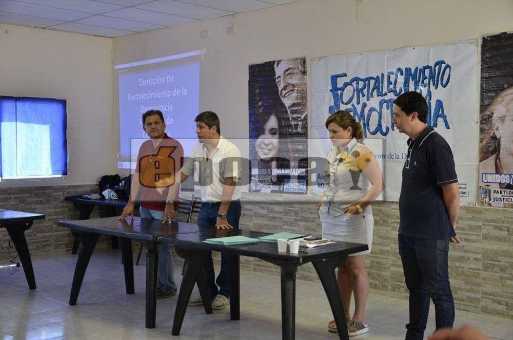 El PJ ingresa a la recta final en la b�squeda de unificaci�n de listas