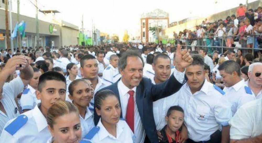 Scioli recibi� el respaldo de Ferraresi tras participar juntos de un acto