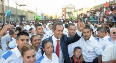 Scioli recibi� el respaldo de Ferraresi tras participar juntos de un acto