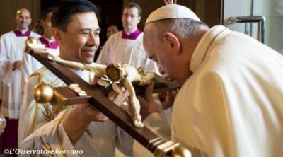 Jes�s no da a palos nunca y su �l�tigo� es su misericordia, asegura Papa Francisco