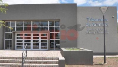 Golpe� a su pareja en el ojo con la manija de una puerta