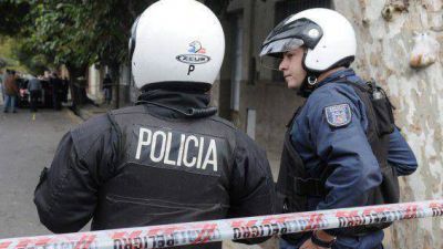 Atropellaron a un polic�a y el conductor huy�