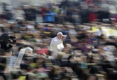El Papa a CL: sean las manos, los pies y el coraz�n de una Iglesia en salida