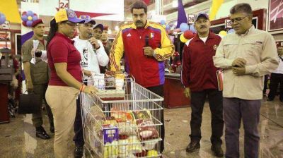 Venezuela instala 20.000 captahuellas para limitar venta de alimentos en supermercados
