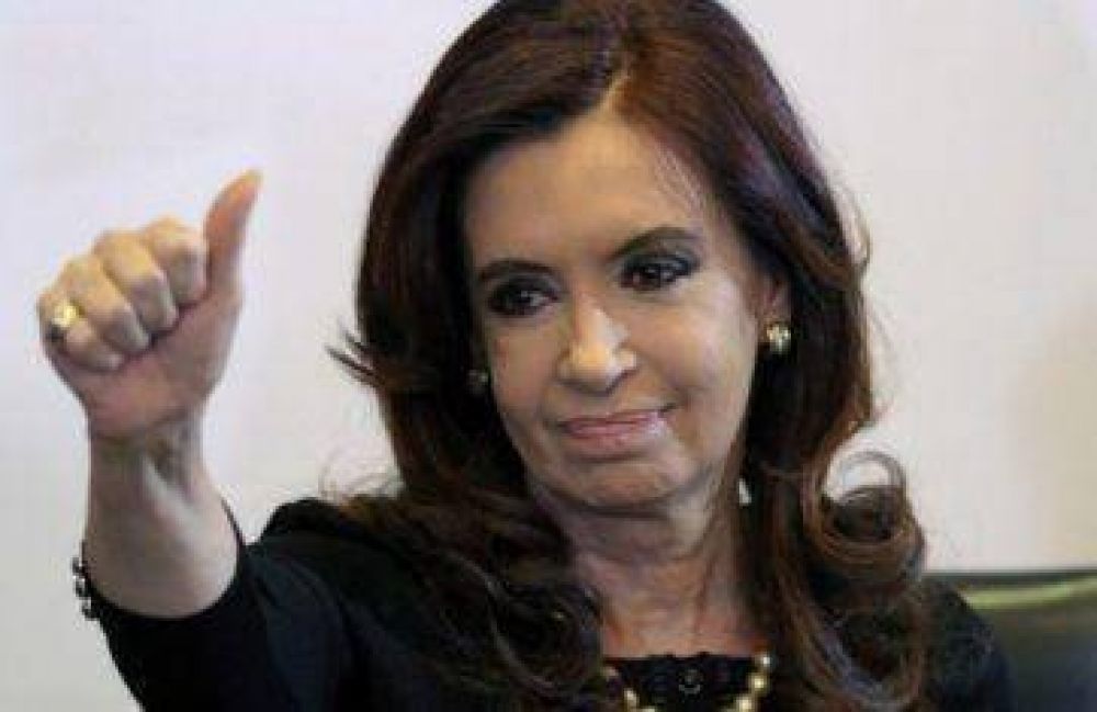 CFK tranquiliz� a intendentes: a menos, no